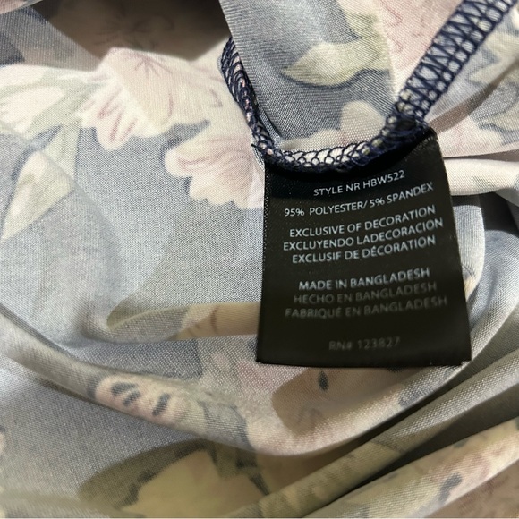 Harve Benard navy floral sleeveless tunic tank top. - Picture 3 of 6